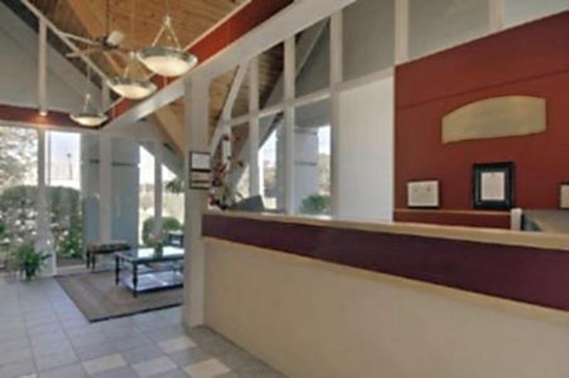 Super 8 By Wyndham Macon Ga Hotell Exteriör bild